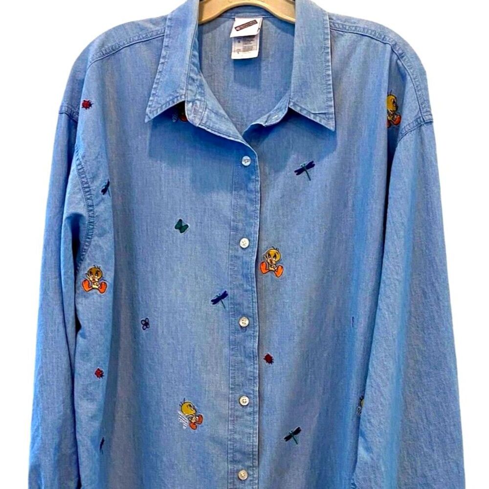 Vtg Warner Bro Tweety Bird Chambray Embroidered BLUE Women’s Denim Button Up L